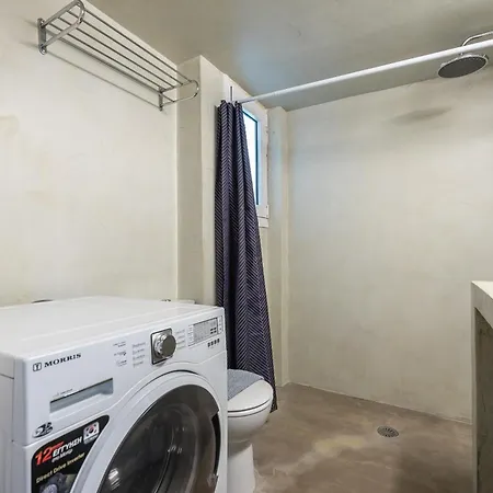 Stylish 2 Bd Urban Retreat Near Panormou Metro Apartment Athens Exterior photo