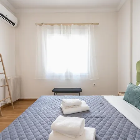 Stylish 2 Bd Urban Retreat Near Panormou Metro Apartment Athens Exterior photo