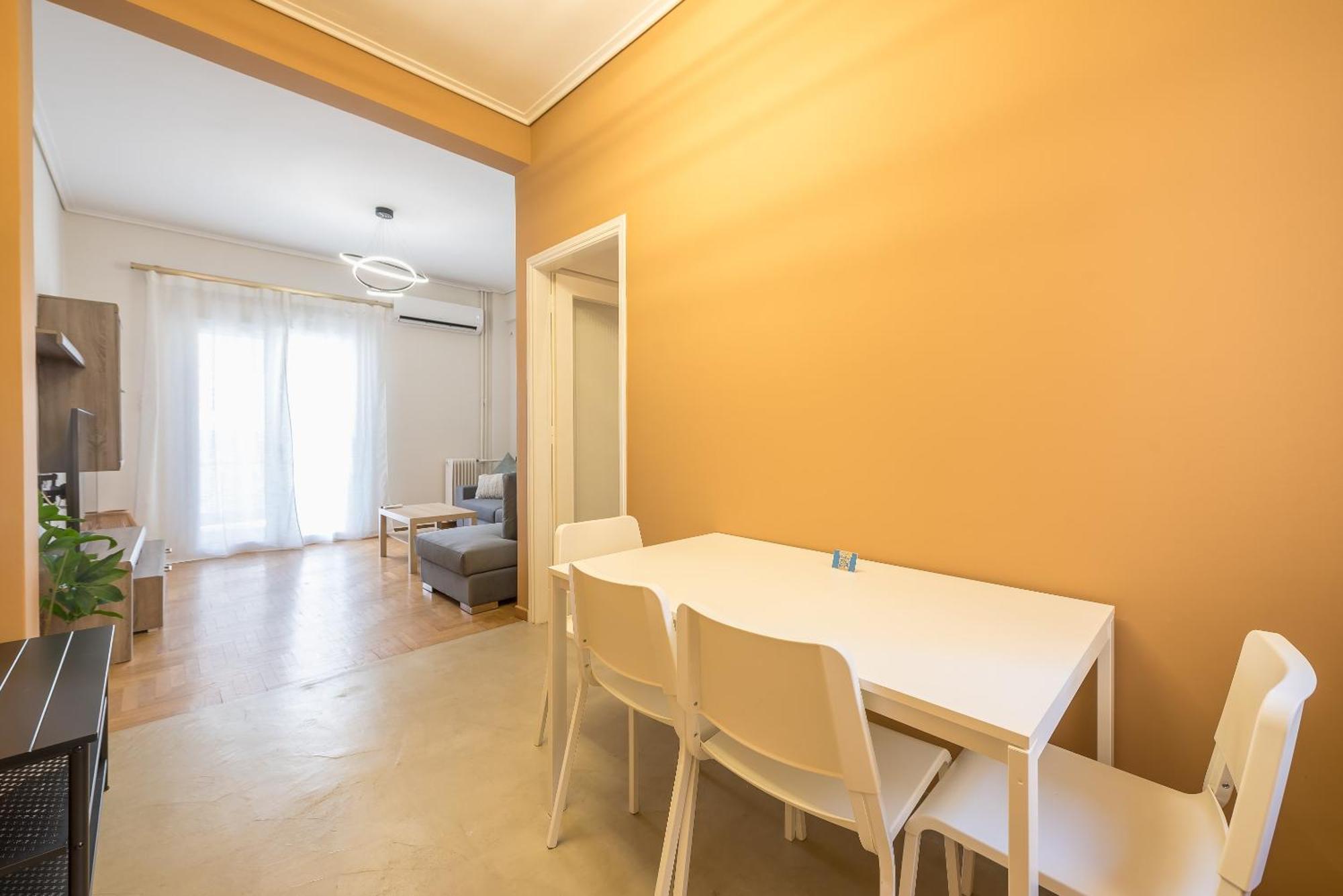Stylish 2 Bd Urban Retreat Near Panormou Metro Apartment Athens